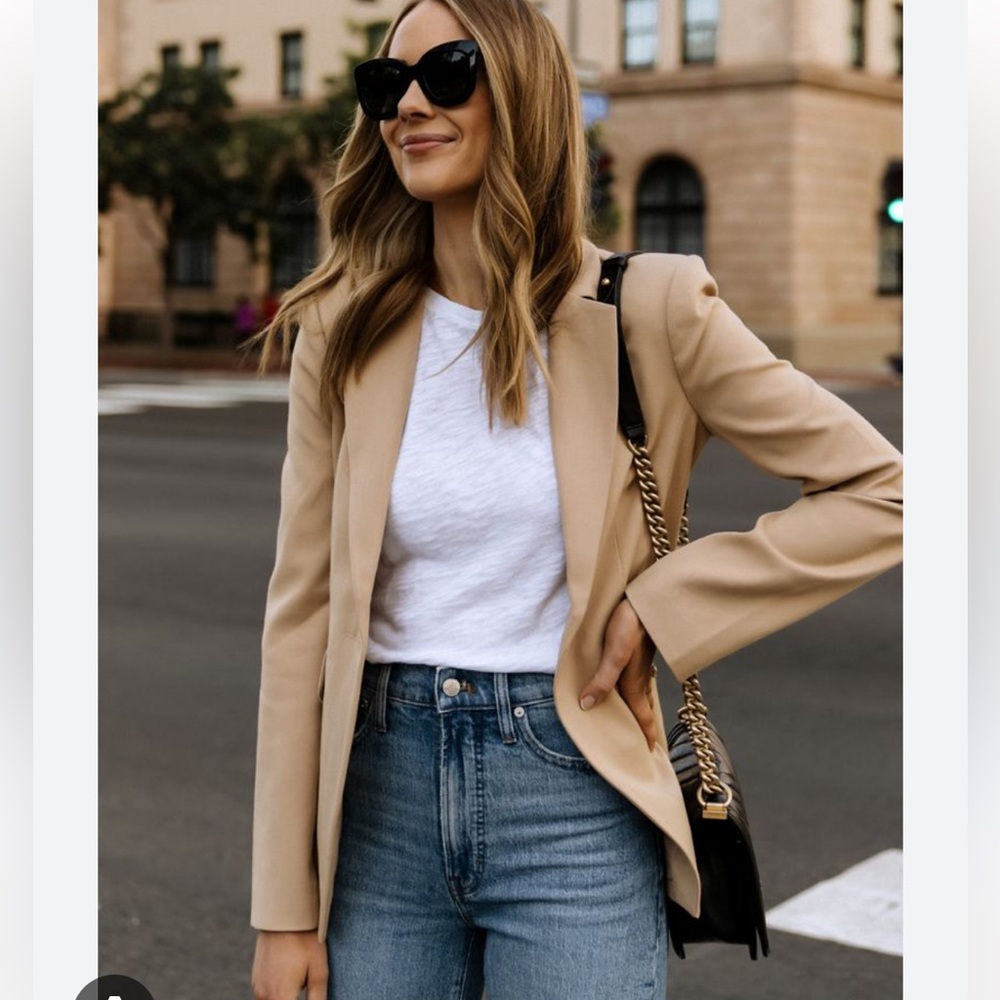 Zara Women’s Tan Oversized Blazer